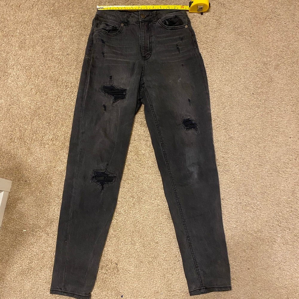 Labeled a size 5 but the waist is a little over 24 inches rise is 11 inches